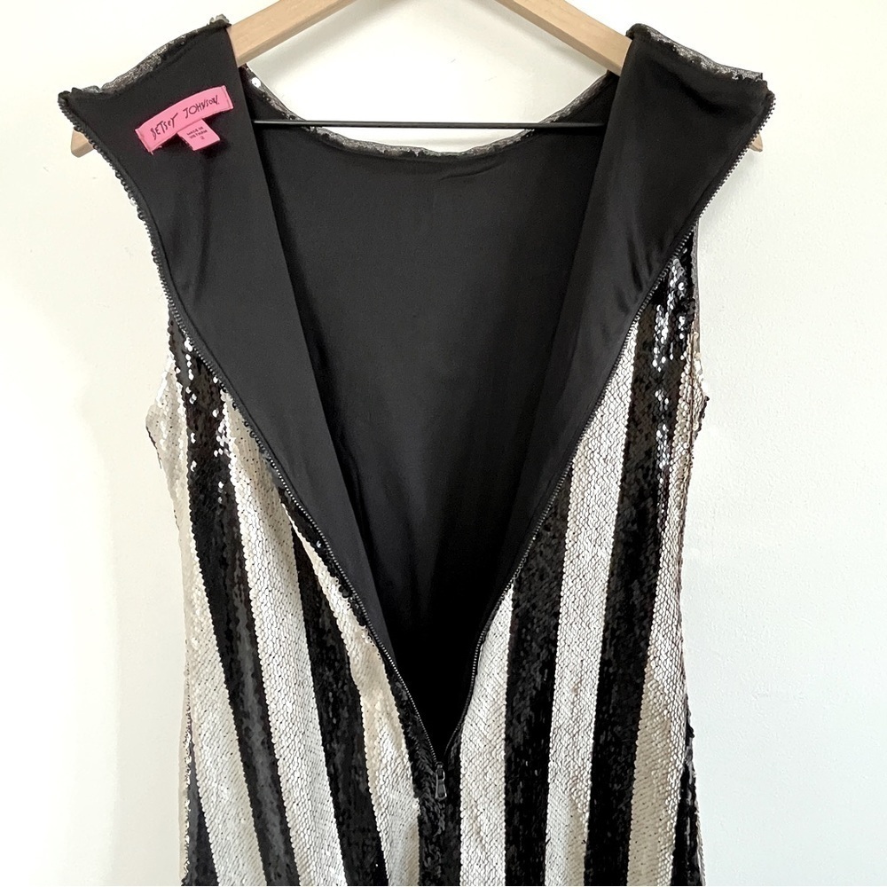 Betsey Johnson Black & Ivory Striped Sequin Ruffle Hem Mini Dress. Size 2. #630 - Picture 8 of 9